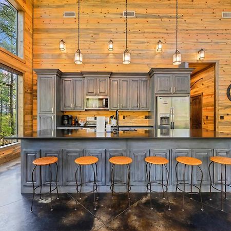 Luxury Cabin In The Woods With Hot Tub And Yard Games! Брокен-Боу Екстер'єр фото