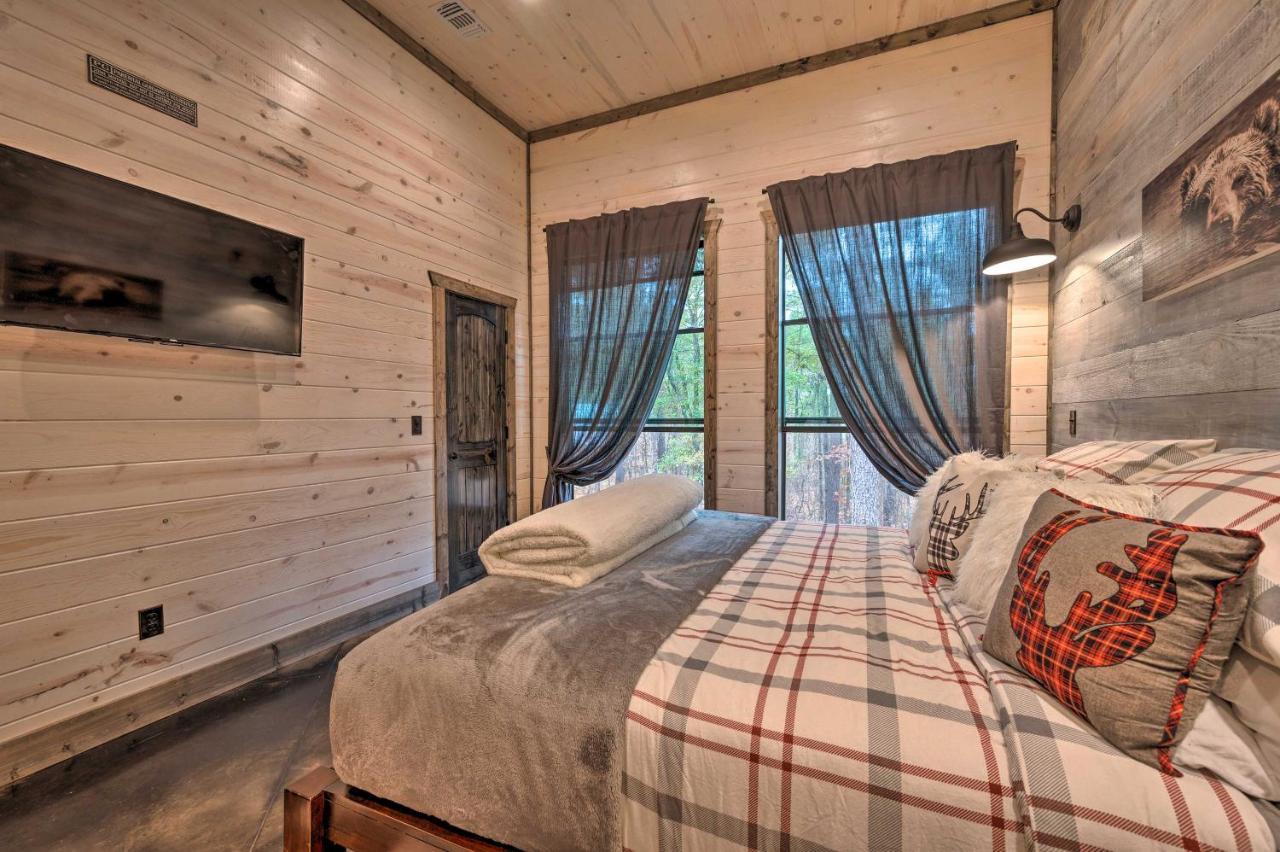 Luxury Cabin In The Woods With Hot Tub And Yard Games! Брокен-Боу Екстер'єр фото