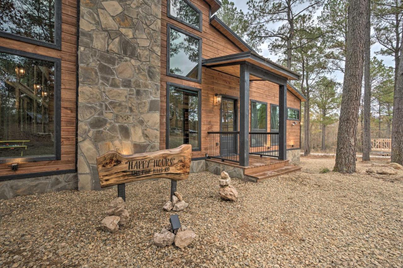 Luxury Cabin In The Woods With Hot Tub And Yard Games! Брокен-Боу Екстер'єр фото