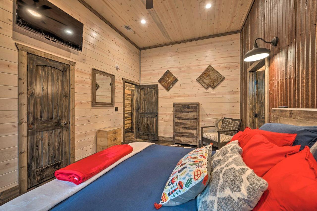 Luxury Cabin In The Woods With Hot Tub And Yard Games! Брокен-Боу Екстер'єр фото